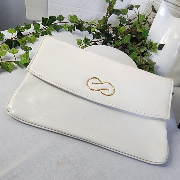 Vintage Handbags - Vintage White One Snap Clutch Purse Bag